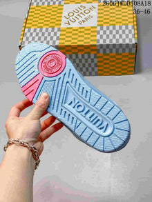 Louis Vuitton Trainer Low-Top Sneakers in Blue
