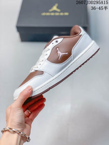Jordan Air Jordan 1 Low Sneakers White and Brown 2607JDD295A15