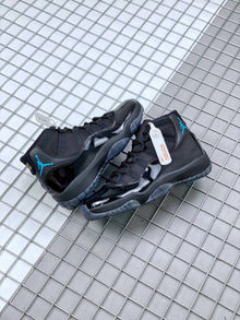Jordan Air Jordan 11 Retro Gamma Sneakers Black Blue 378037-006