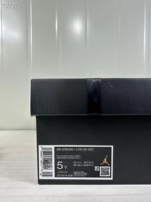 Jordan Air Jordan 1 Low SE GS Black Pink DX4374-008
