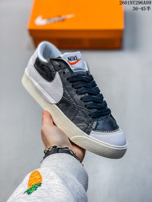 Nike Blazer Low '77 Jumbo Patterned Sneakers