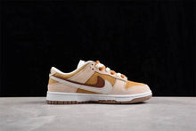 Nike SB Dunk Low DO9457-100 Sneakers