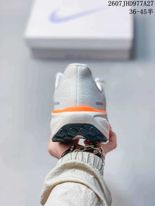 Nike Quest 6 Running Shoes White Blue Orange
