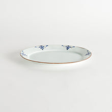 Floral Leaves Oval Dinner Plate