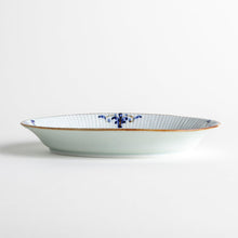 Floral Leaves Ridged Oval Dessert Plate