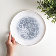 Gray Bubble: Three-Piece Plate Set