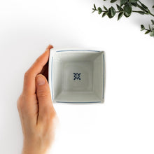 Traditional Flower and Bird Condiment Bowl