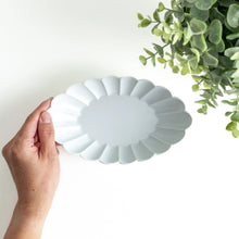White Matte Chrysanthemum Carved Oval Pasta Bowl
